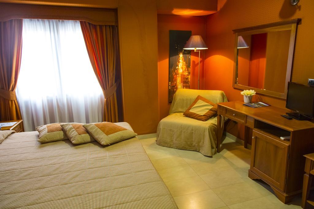Hotel Futura Centro Congressi Napoli Ngoại thất bức ảnh